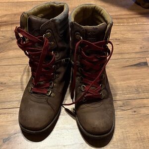 Kodiak Brown Waterproof Boots